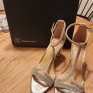 Inc. Dress heels